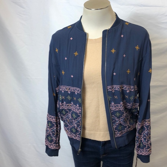 NWOT Embroidered Bomber Jacket - Picture 2 of 9